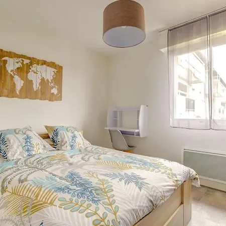 3 Avec Terrasse Et Parking Apartamento *