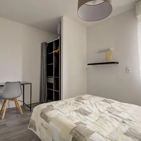 3 Avec Terrasse Et Parking Apartamento *