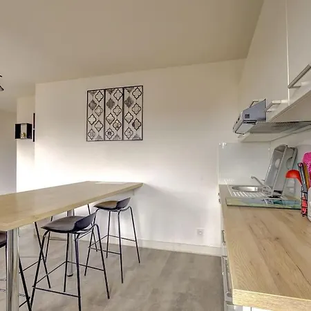 3 Avec Terrasse Et Parking Apartamento