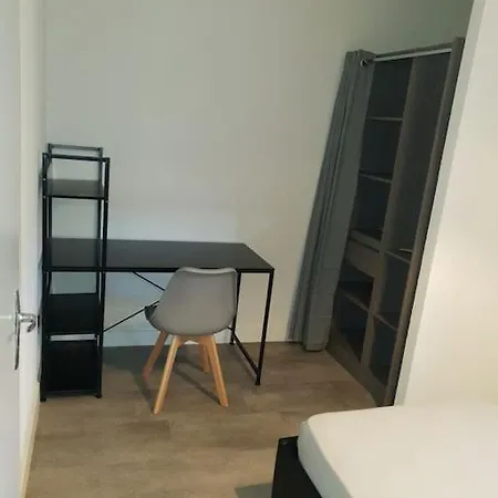 3 Avec Terrasse Et Parking *