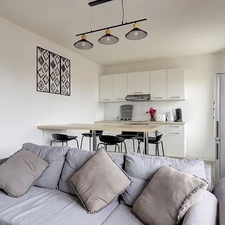 3 Avec Terrasse Et Parking Daire *